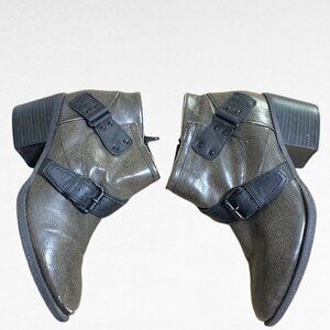 Crown Vintage Willy Ankle Boot With Faux Buckle Size 8.5